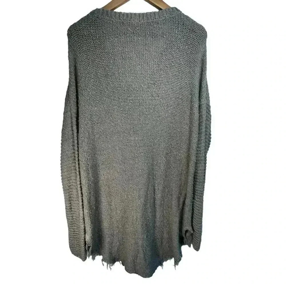 Free People Women’s Beige Knitted Raw Hem Oversized Distressed Sweater‎ Large - Picture 4 of 6